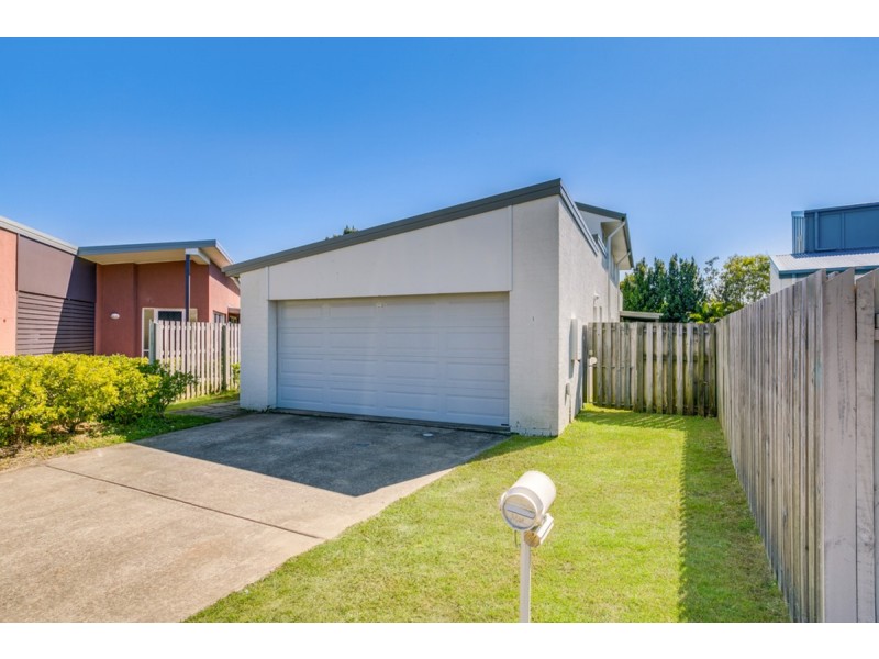 23 Norfolk Drive, Pacific Pines QLD 4211
