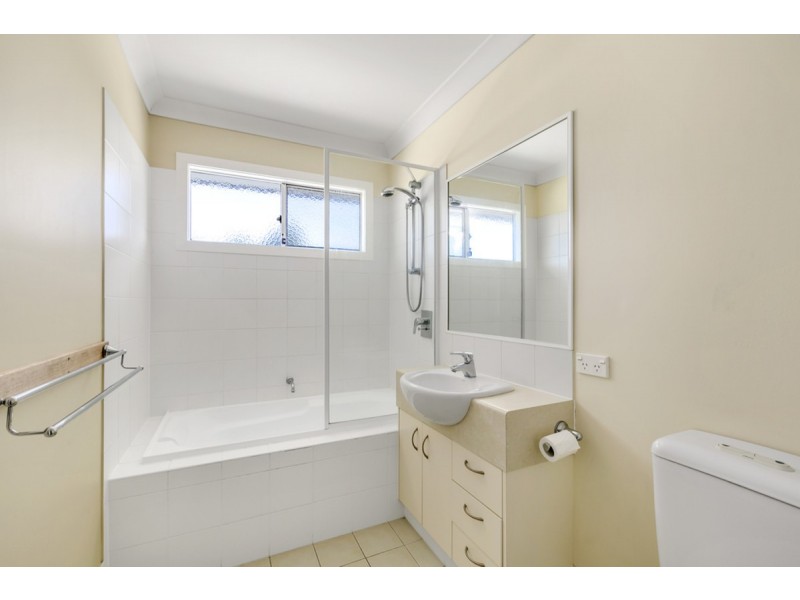 23 Norfolk Drive, Pacific Pines QLD 4211