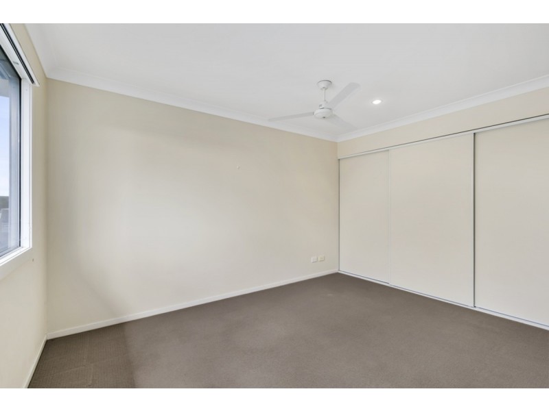 23 Norfolk Drive, Pacific Pines QLD 4211