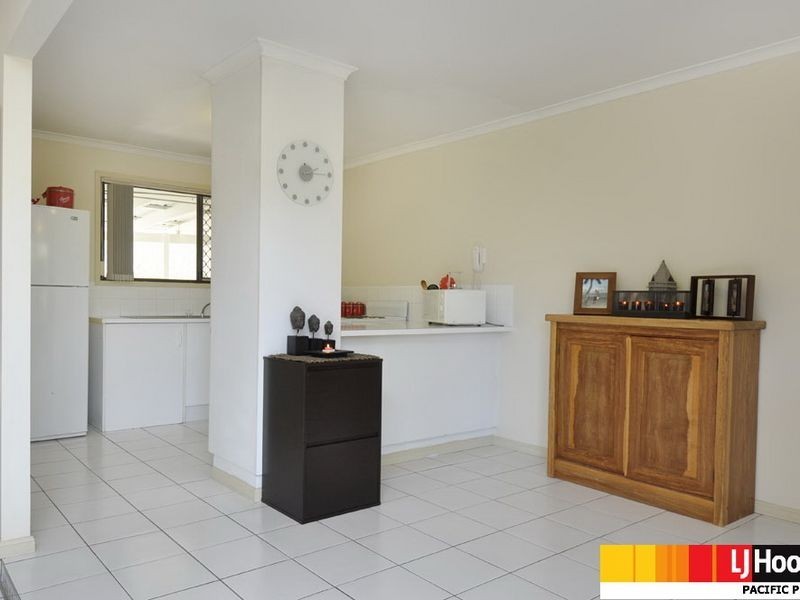 2/16 Paramount Place, Oxenford QLD 4210