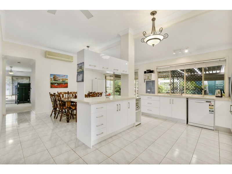 41 Nandi Terrace, Pacific Pines QLD 4211