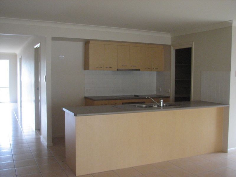 51 Buchanan Circuit, Oxenford QLD 4210