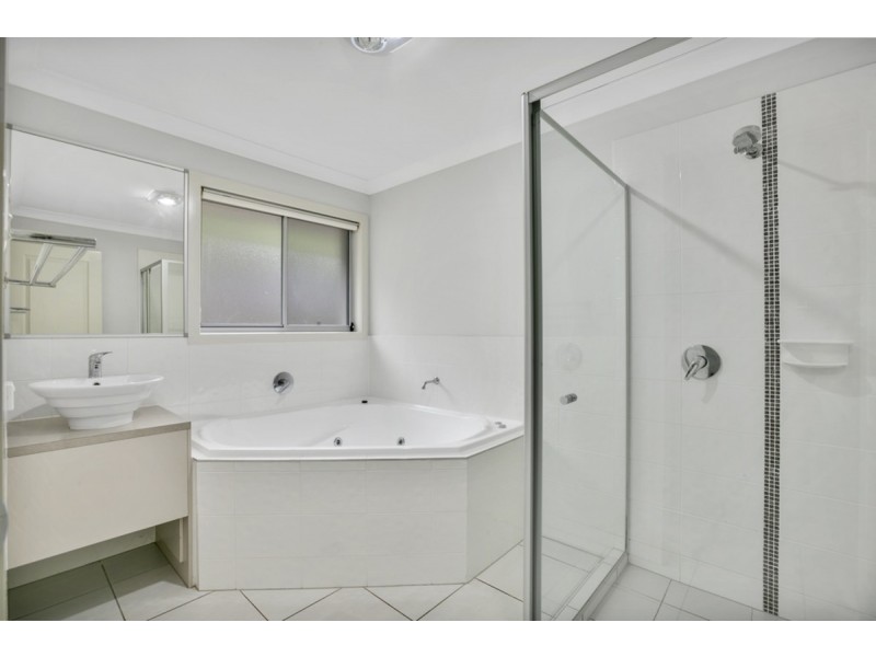 40 Felling Drive, Maudsland QLD 4210