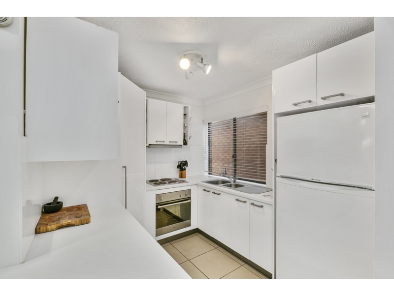 1/1A Mcleod Street, Highland Park QLD 4211