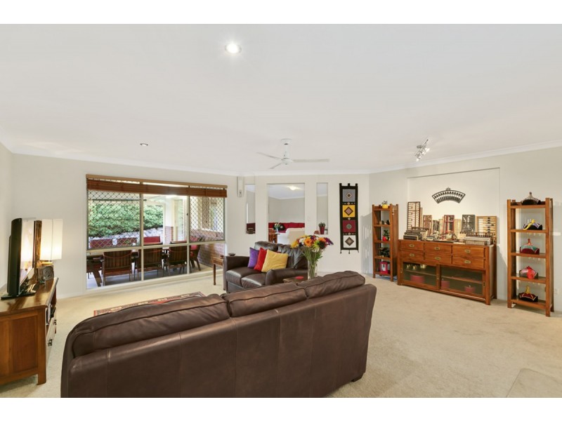 14 Hatutu Street, Pacific Pines QLD 4211