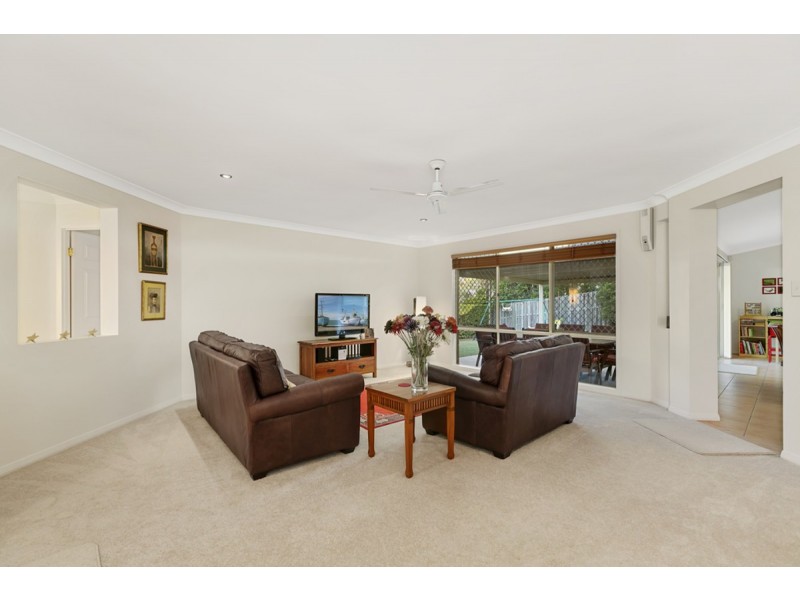 14 Hatutu Street, Pacific Pines QLD 4211