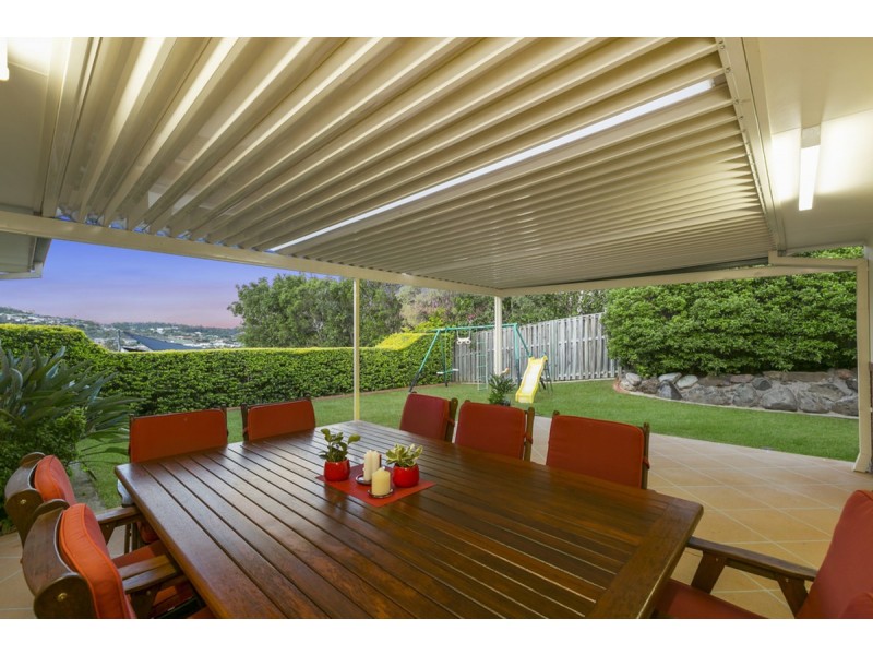 14 Hatutu Street, Pacific Pines QLD 4211