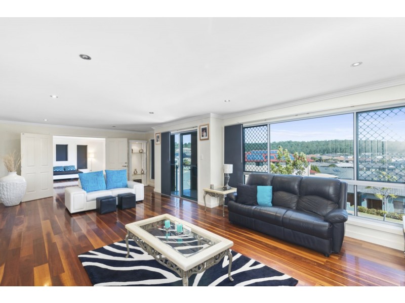 68 Diamantina Circuit, Pacific Pines QLD 4211