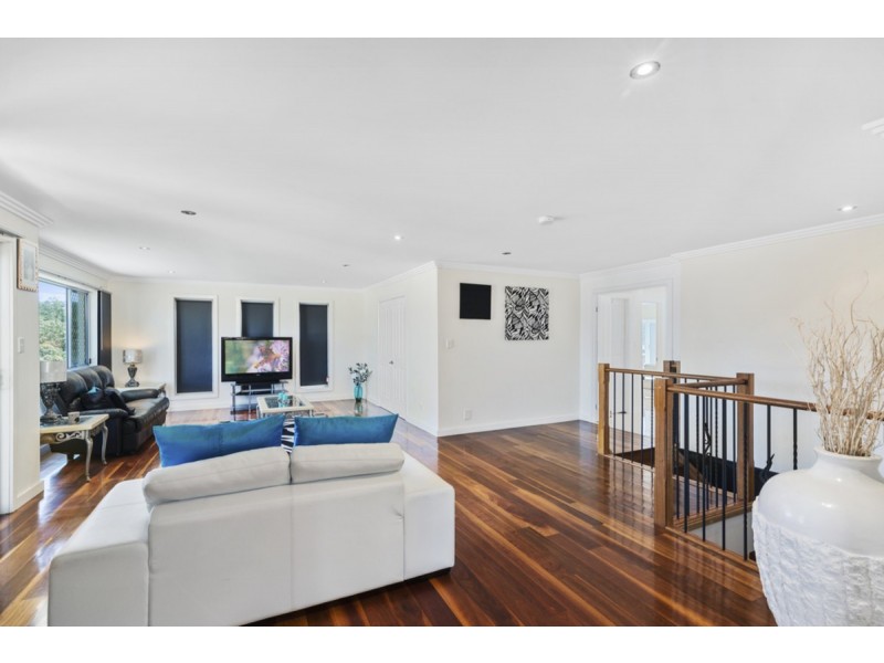 68 Diamantina Circuit, Pacific Pines QLD 4211