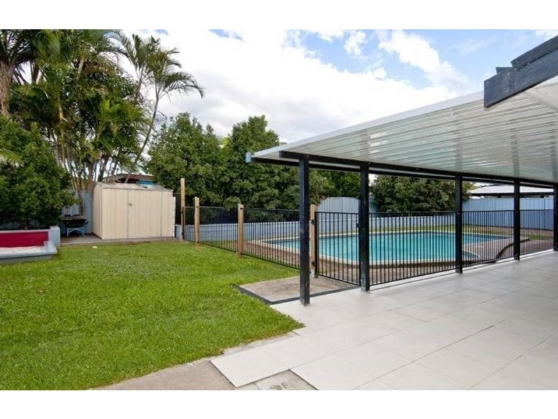 32 Glendevon Crescent, Mount Warren Park QLD 4207