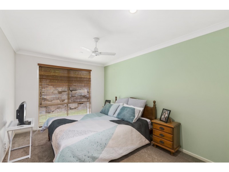 22 Beerwah Street, Pacific Pines QLD 4211