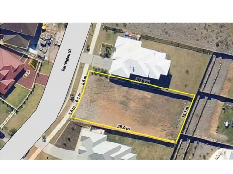 18 Barrington Street, Pacific Pines QLD 4211