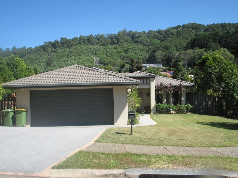 6 Lambert Drive, Maudsland QLD 4210
