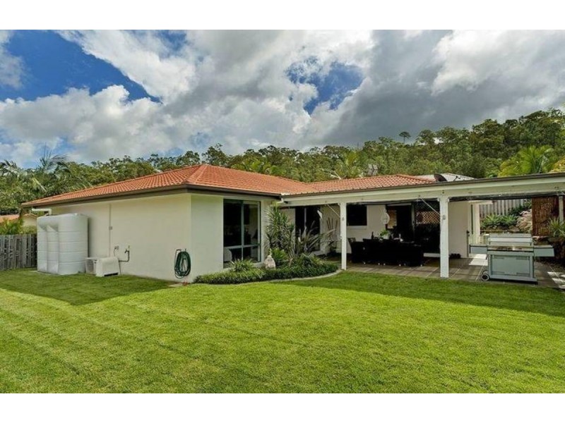 9 Motu Close, Pacific Pines QLD 4211