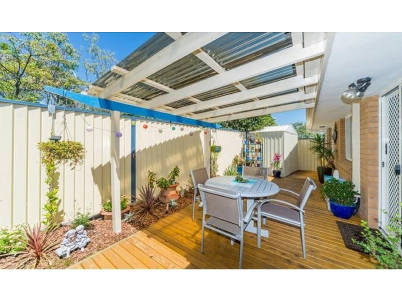 2/1 Universal Street, Oxenford QLD 4210