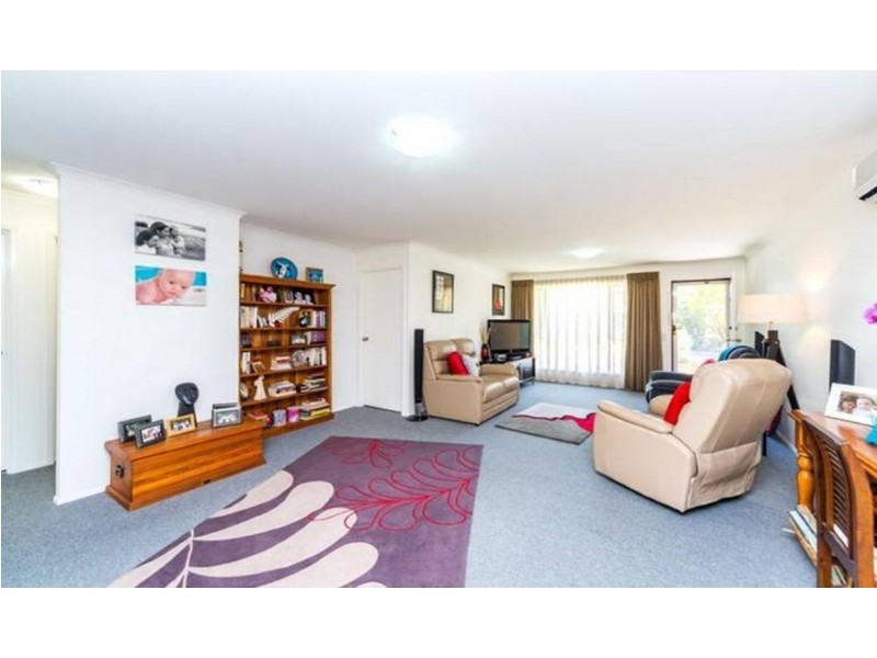 2/1 Universal Street, Oxenford QLD 4210