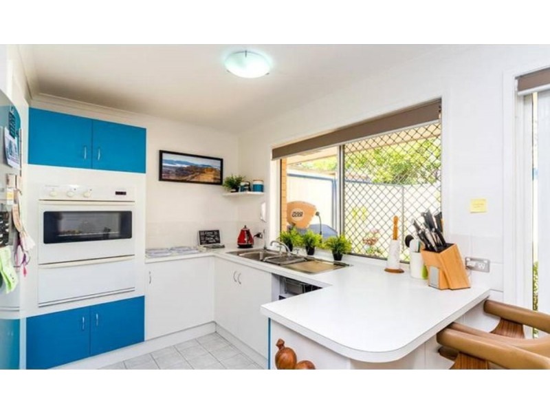 2/1 Universal Street, Oxenford QLD 4210