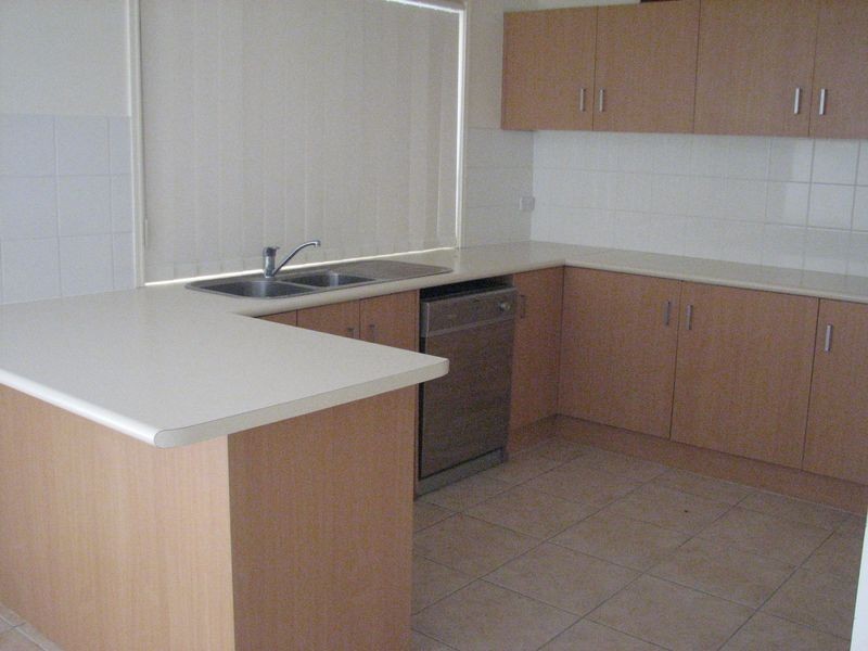 1/23 Mcrae Circuit, Pacific Pines QLD 4211