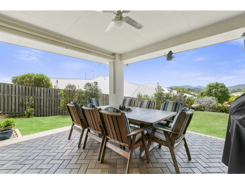 22 Blackheath Terrace, Pacific Pines QLD 4211