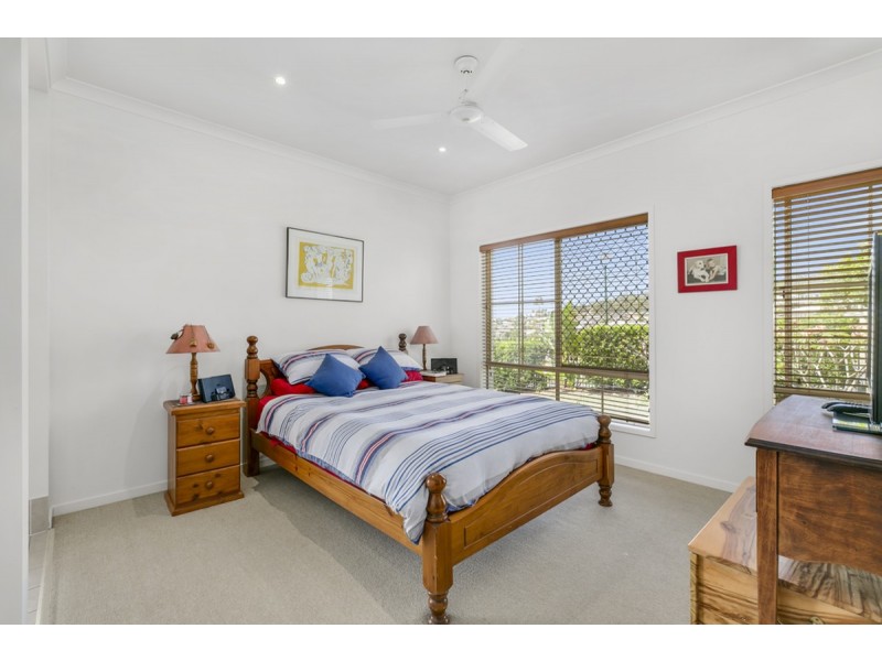 22 Blackheath Terrace, Pacific Pines QLD 4211