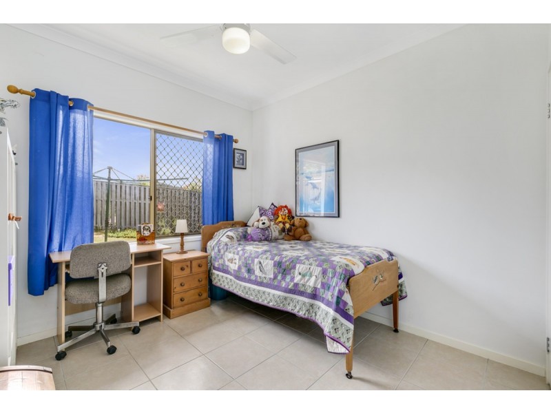 22 Blackheath Terrace, Pacific Pines QLD 4211