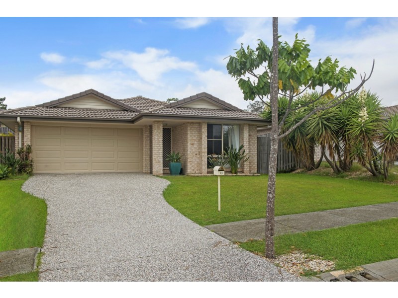 10 Kadie Place, Pacific Pines QLD 4211