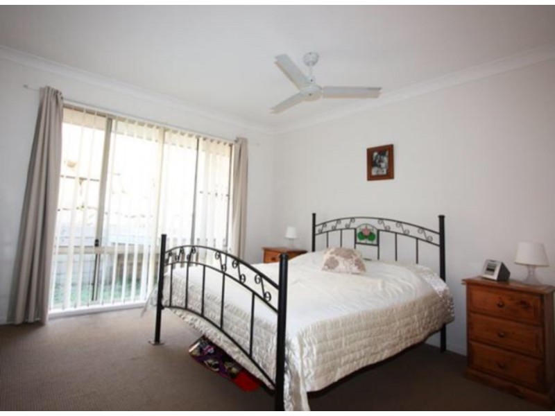 10 Kadie Place, Pacific Pines QLD 4211