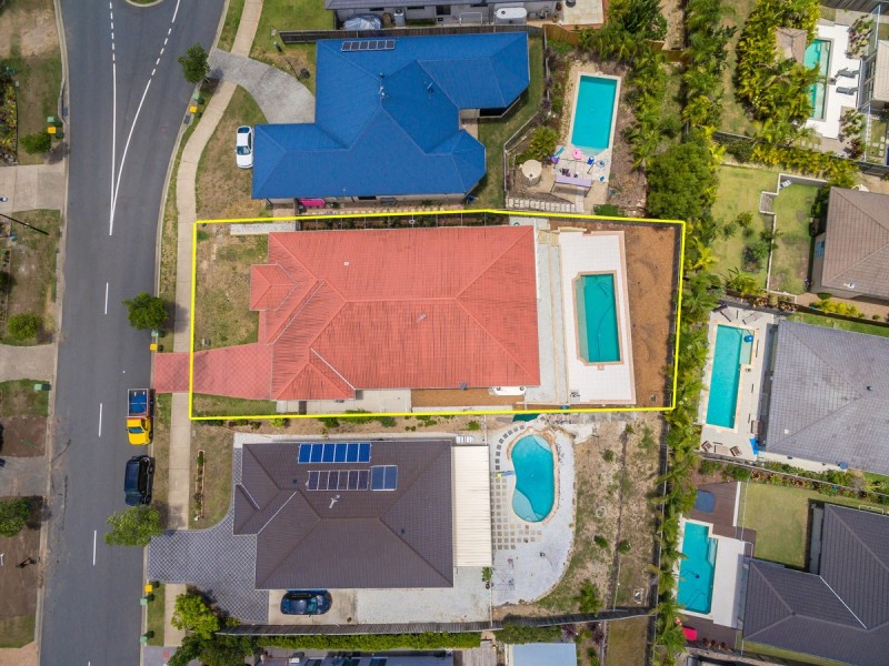 115 Wunburra Circle, Pacific Pines QLD 4211