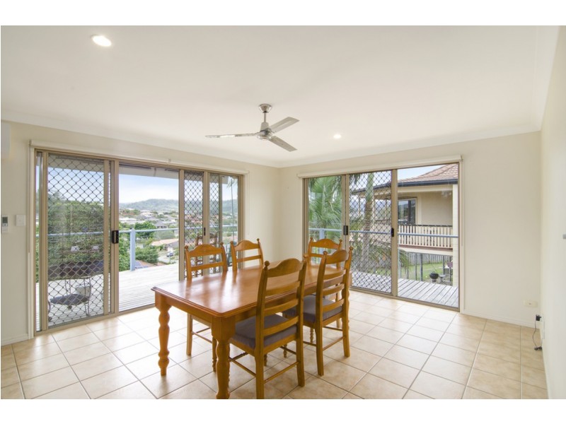 35 Manra Way, Pacific Pines QLD 4211