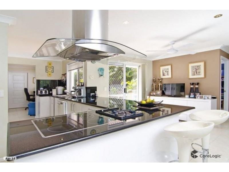 32 Austral Crescent, Pacific Pines QLD 4211