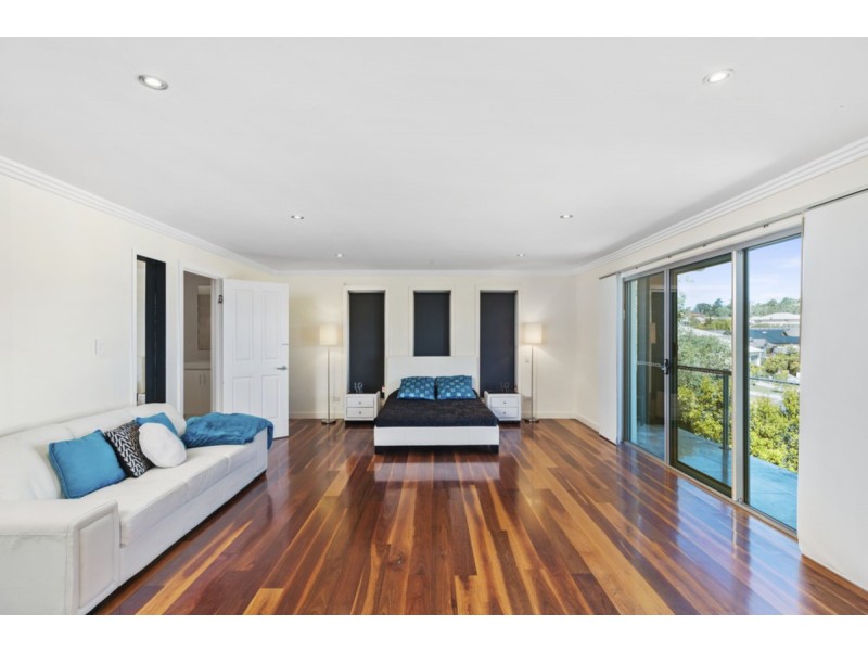 68 Diamantina Circuit, Pacific Pines QLD 4211