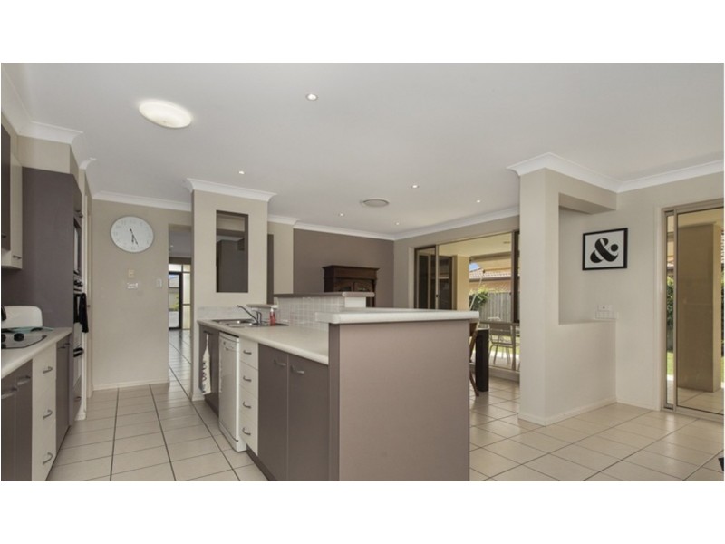 56 Regatta Avenue, Oxenford QLD 4210