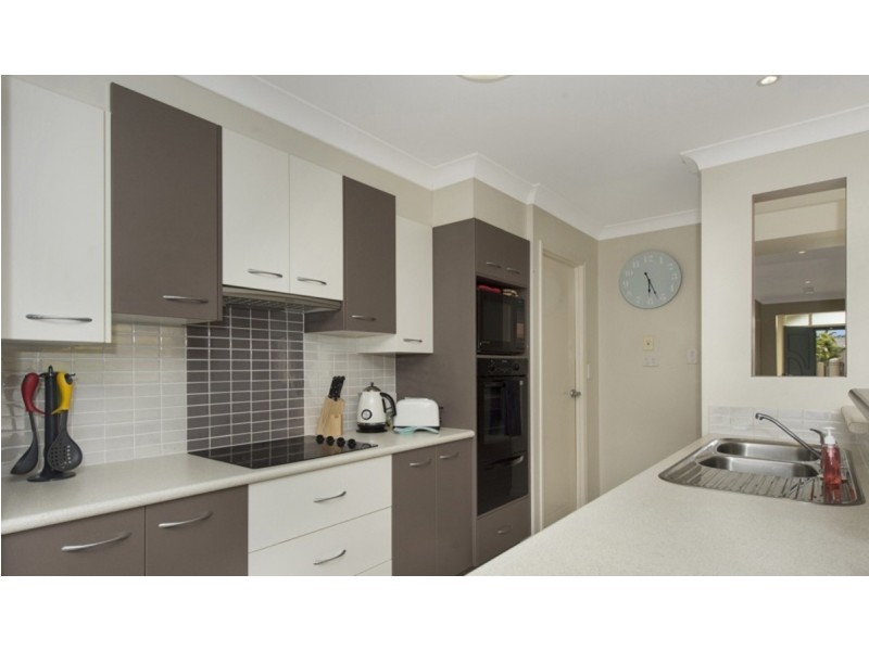 56 Regatta Avenue, Oxenford QLD 4210