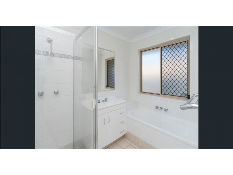 19 Gerard Street, Pacific Pines QLD 4211