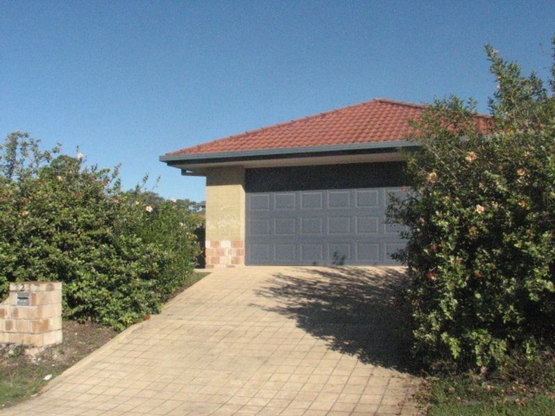 2 Fanning Court, Pacific Pines QLD 4211