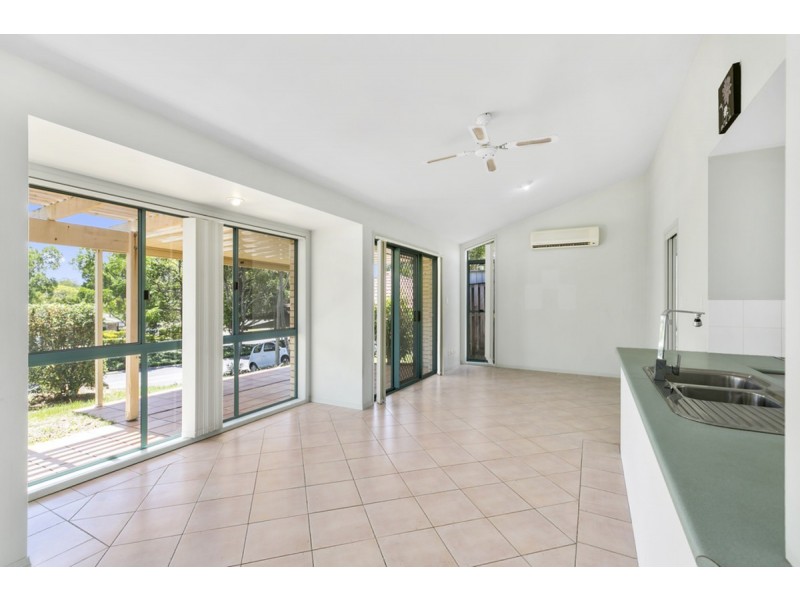 14 Pacific Pines Boulevard, Pacific Pines QLD 4211