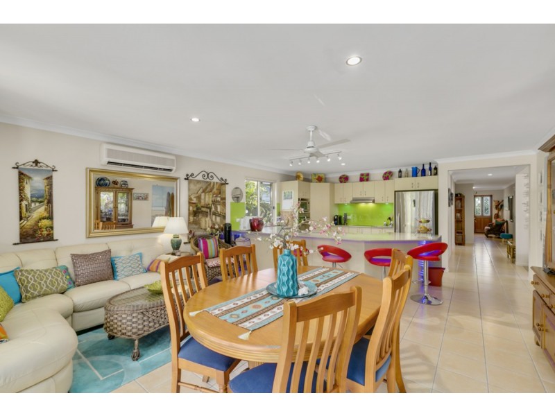16 Witheren Circuit, Pacific Pines QLD 4211