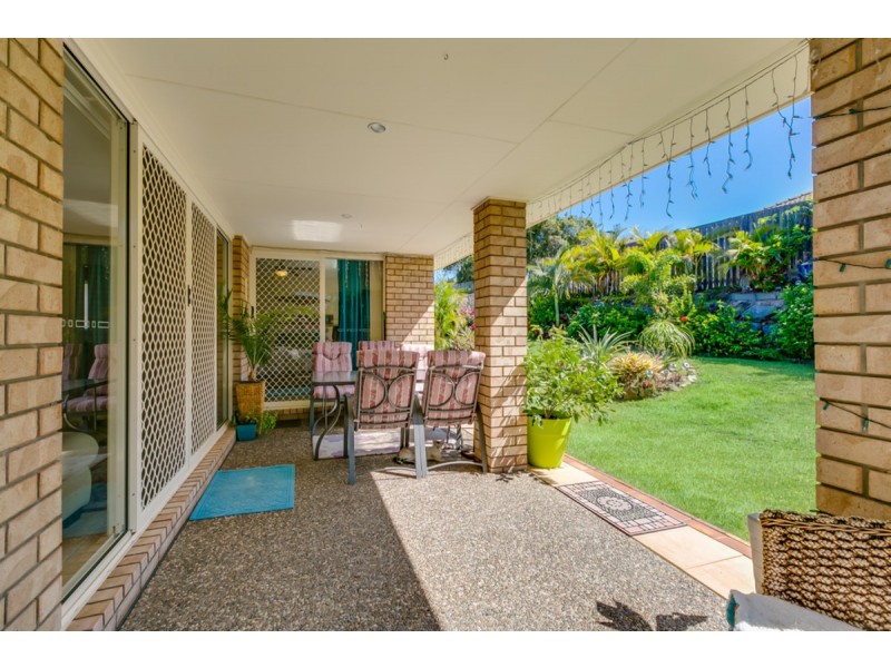 16 Witheren Circuit, Pacific Pines QLD 4211