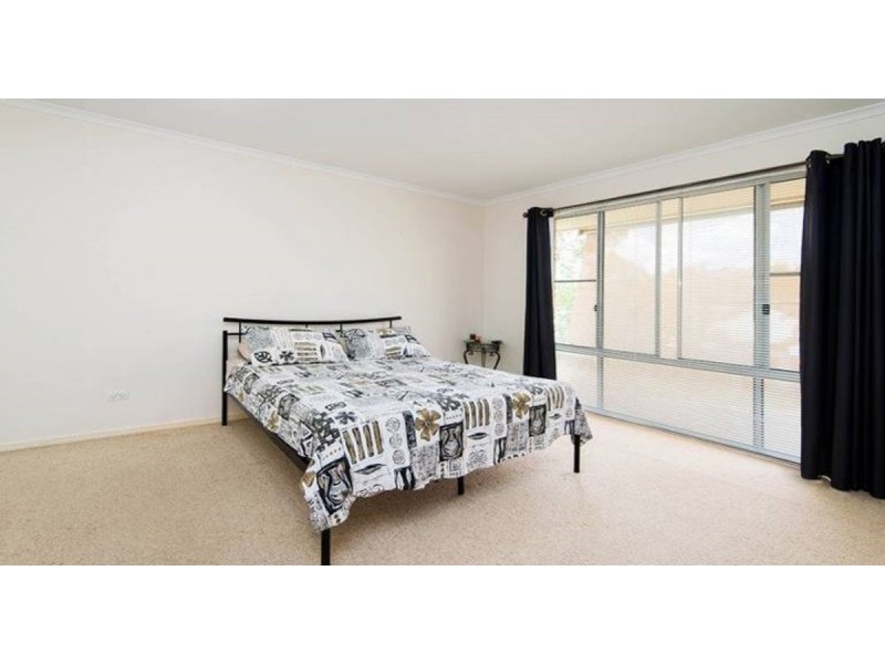 13 Soward Court, Pacific Pines QLD 4211
