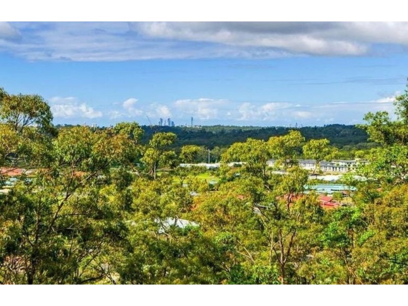 11 Salvado Drive, Pacific Pines QLD 4211