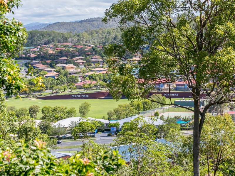 28 Midway Terrace, Pacific Pines QLD 4211