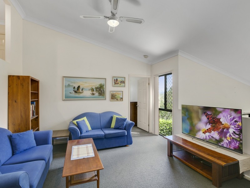 28 Midway Terrace, Pacific Pines QLD 4211