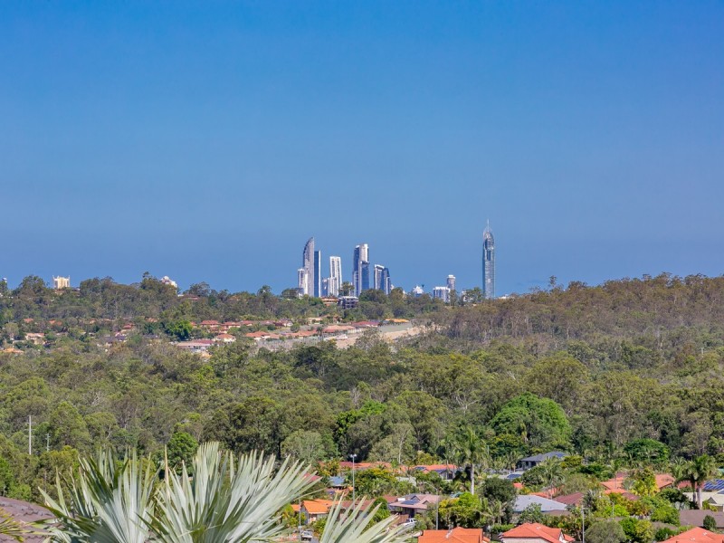 28 Midway Terrace, Pacific Pines QLD 4211