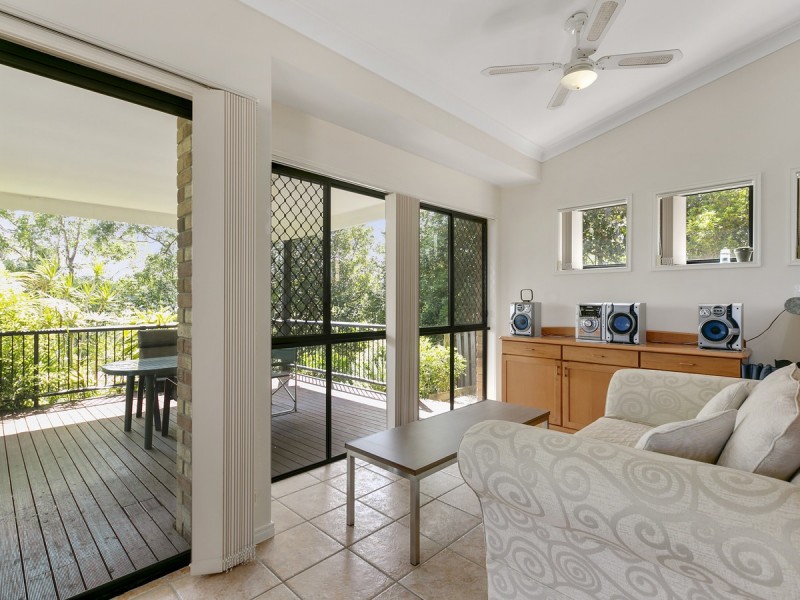 28 Midway Terrace, Pacific Pines QLD 4211
