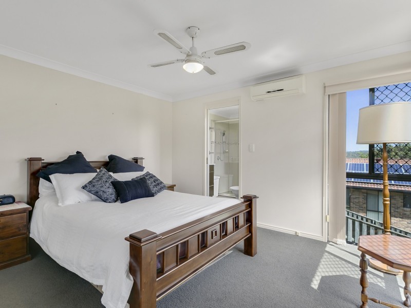 28 Midway Terrace, Pacific Pines QLD 4211