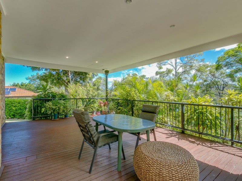 28 Midway Terrace, Pacific Pines QLD 4211