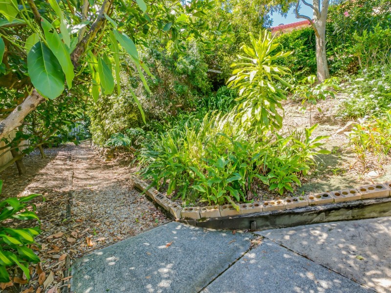 28 Midway Terrace, Pacific Pines QLD 4211
