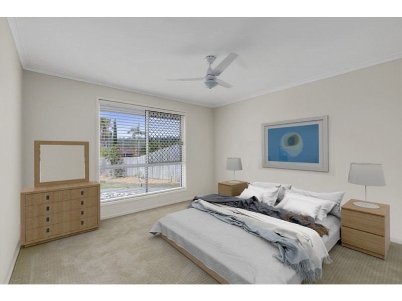 2/2 Hollywood Place, Oxenford QLD 4210