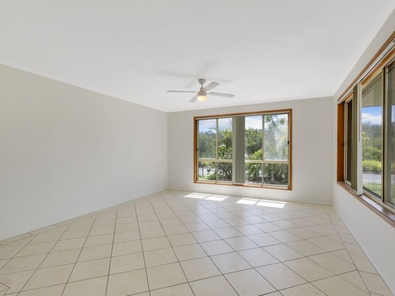 64 Studio Drive, Oxenford QLD 4210