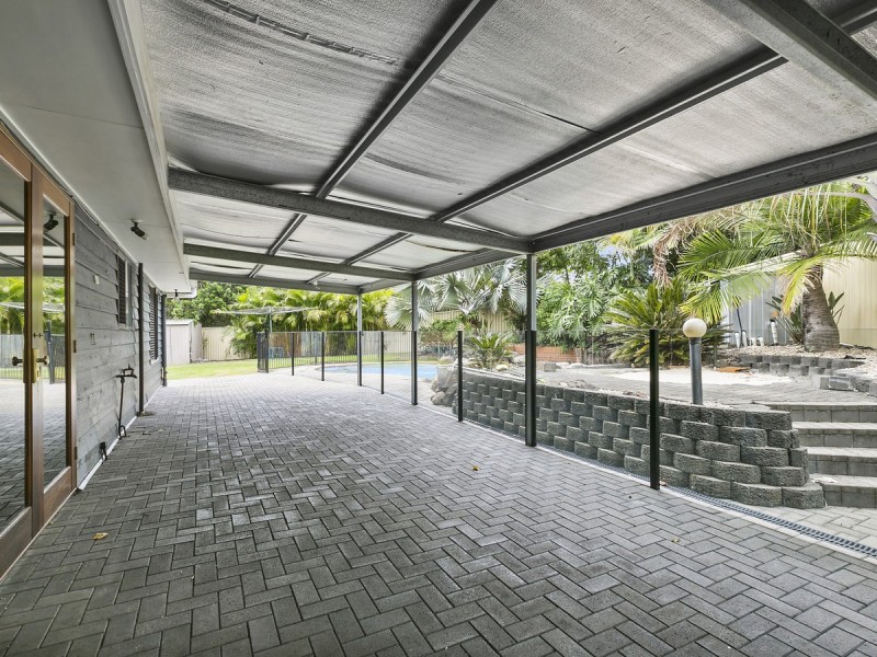 11 Buring Court, Highland Park QLD 4211